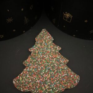 Massieve melk kerstboom met musket